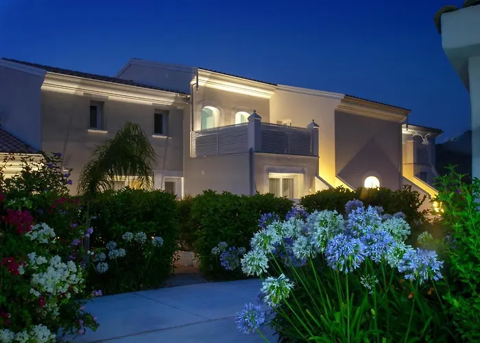 Hotel Il Borghetto & 5*